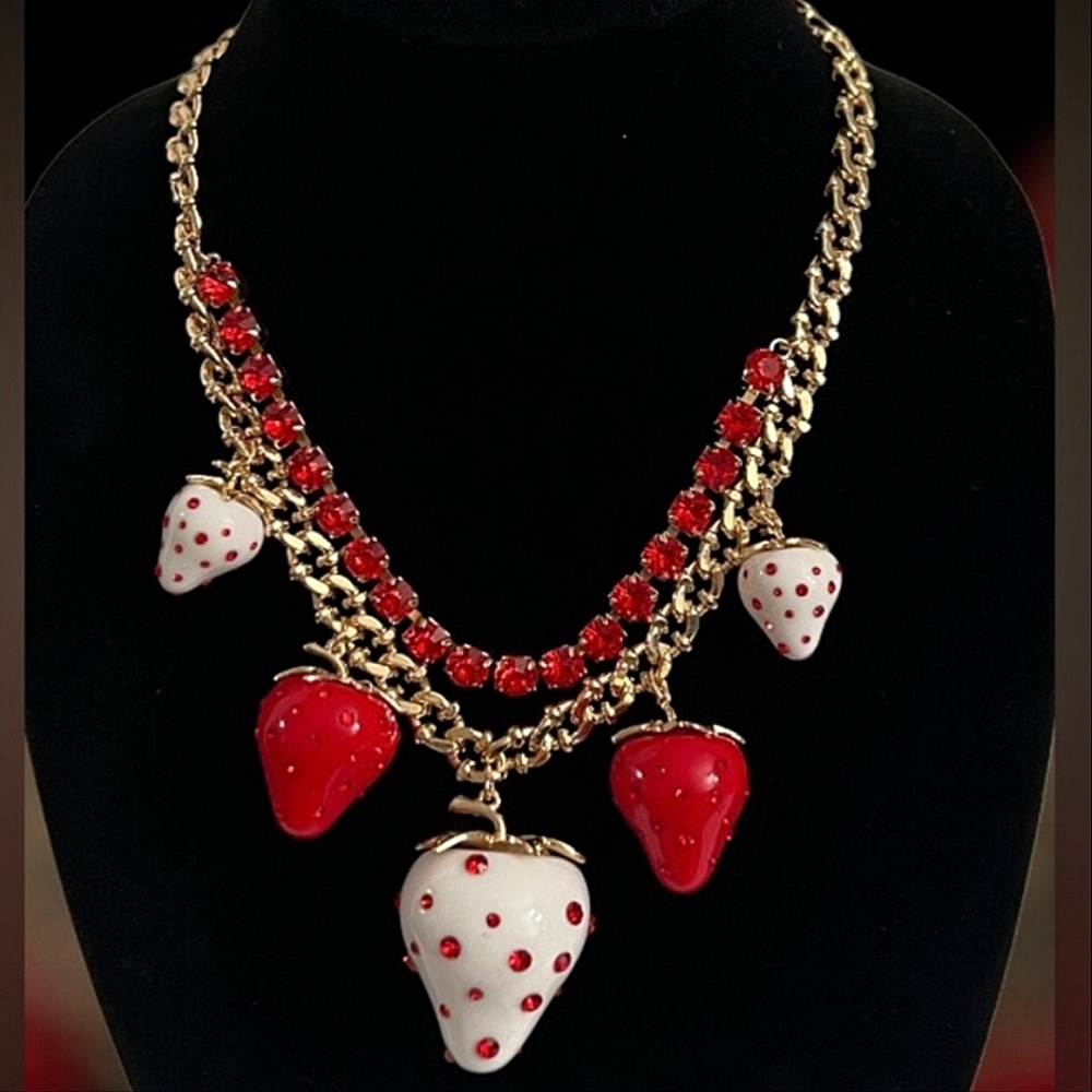 New! BETSEY JOHNSON Strawberry Fields Collection Statement Necklace.